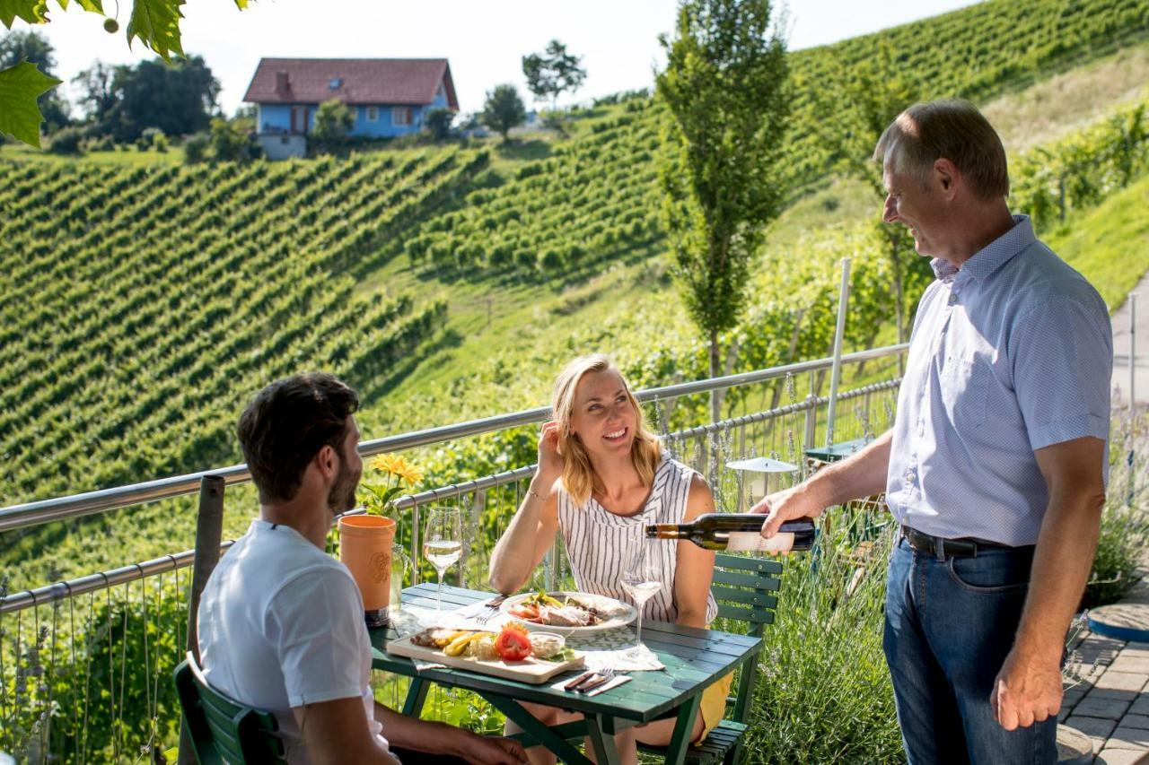 Familienweingut Oberer Germuth Hotel Leutschach Kültér fotó